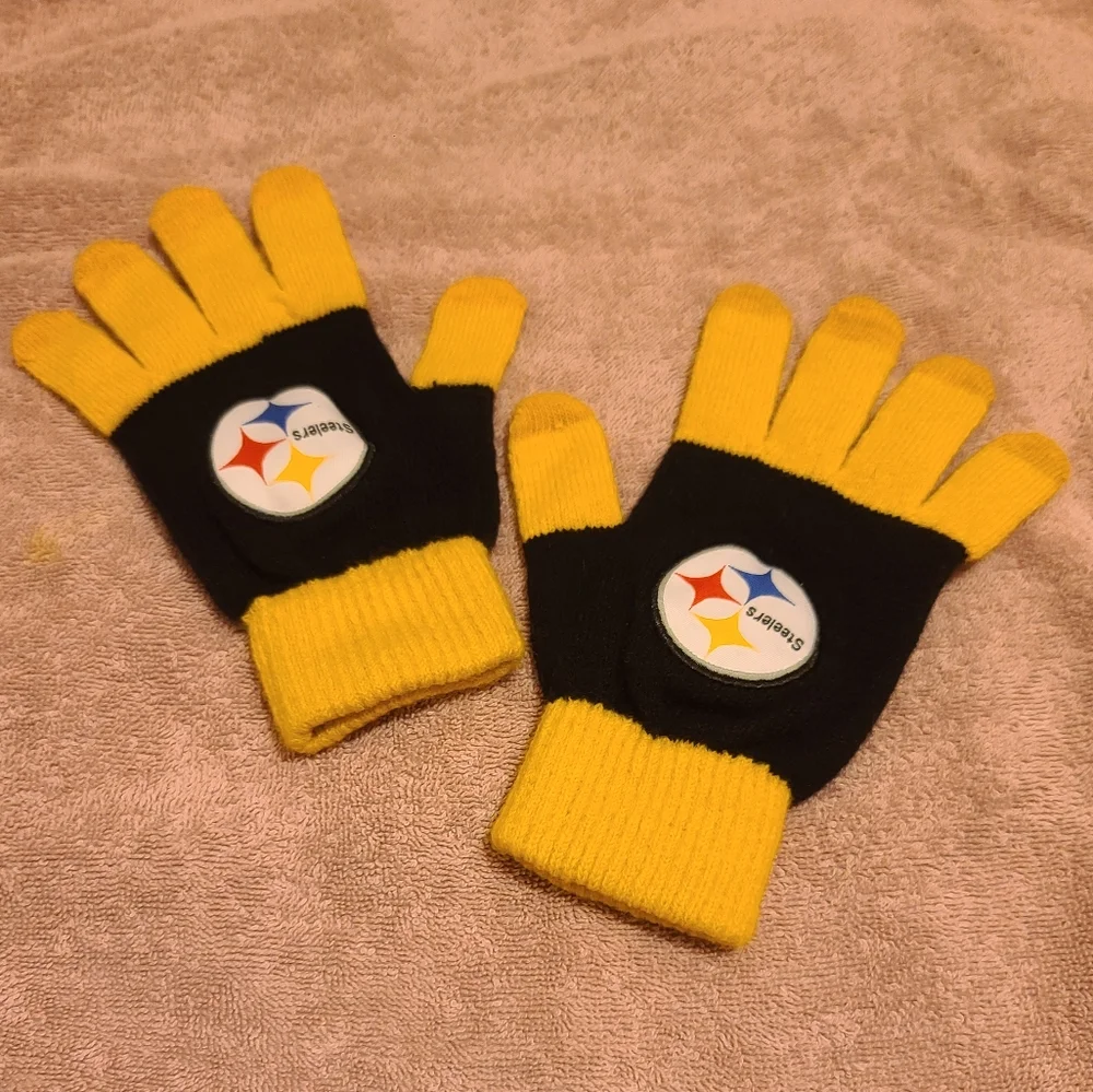 COPY - Women's Steeler's gloves 💛🖤
